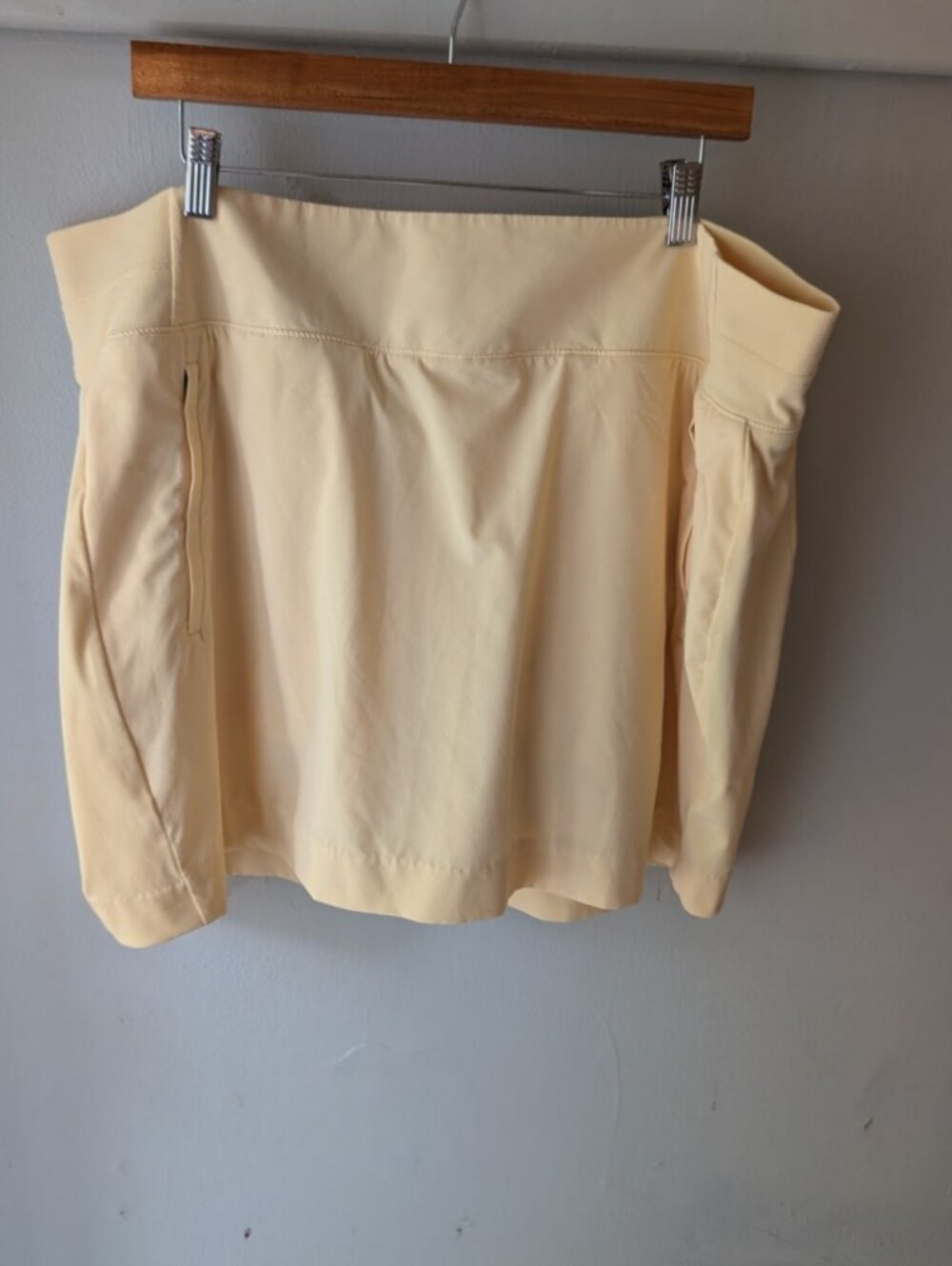 Athleta Brooklyn Skort Yellow Size 22